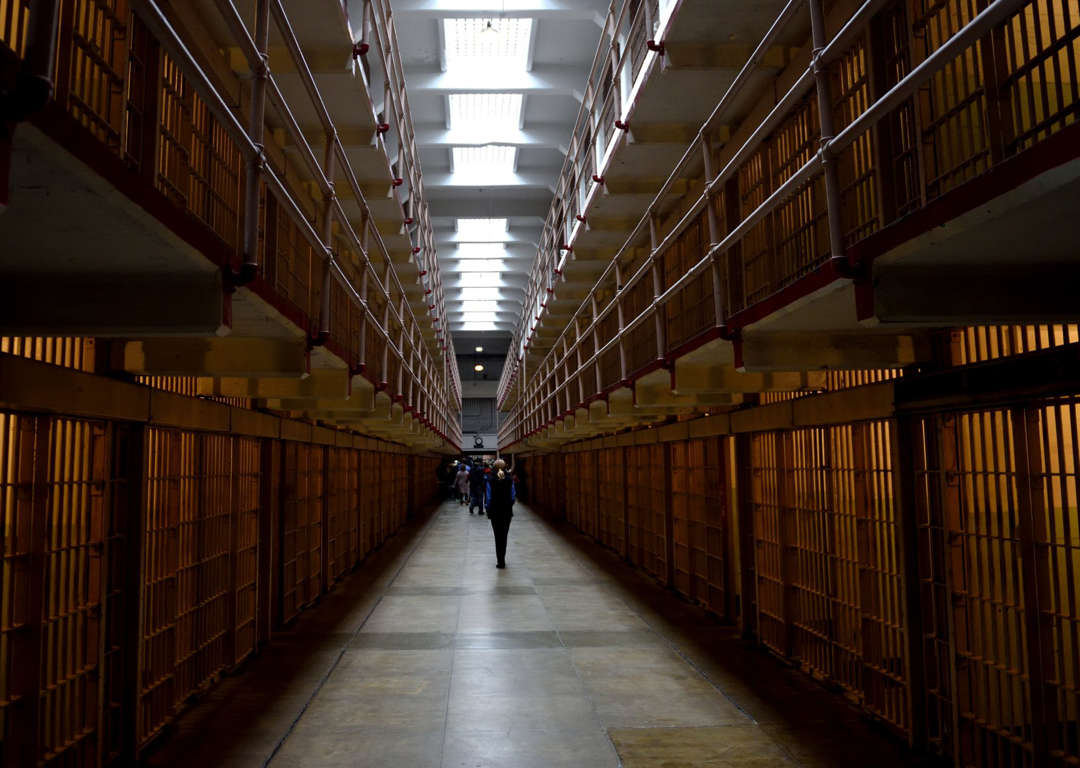 米国一のセキュリティを誇ったアルカトラズ刑務所 その秘密と伝説