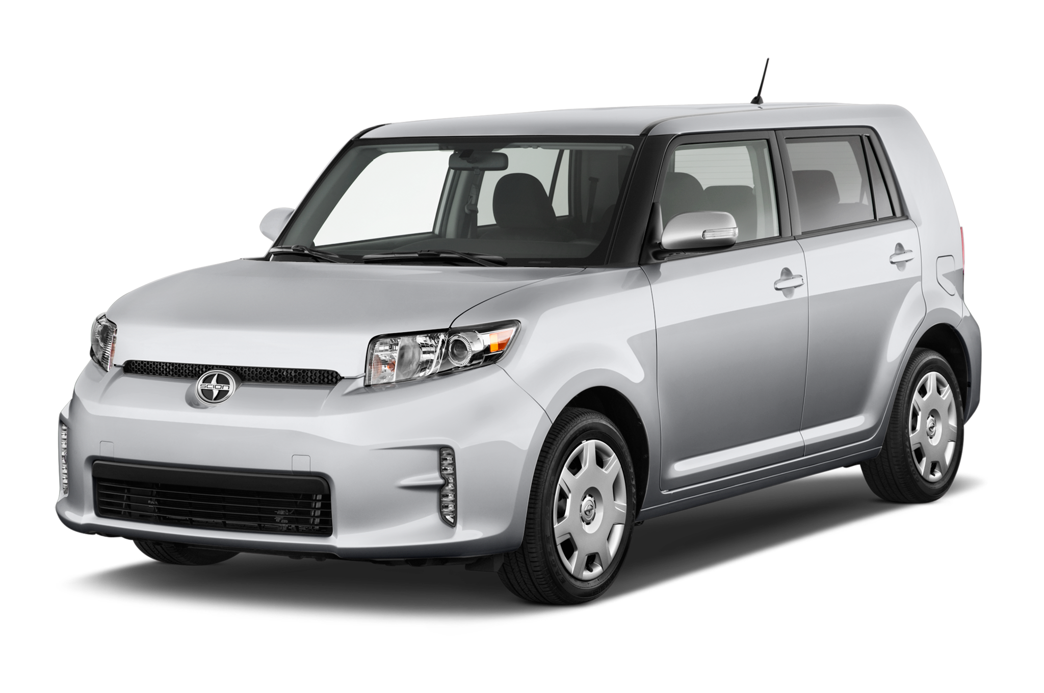 Машина scion xb