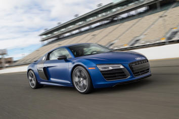 Research 2015
                  AUDI R8 pictures, prices and reviews