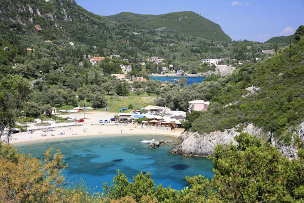 ÎÎ¹Î±ÏÎ¬Î½ÎµÎ¹Î± 14 Î±ÏÏ 42: View over turquoise bay of St Spiridon Paleokastritsa Corfu Greek Islands