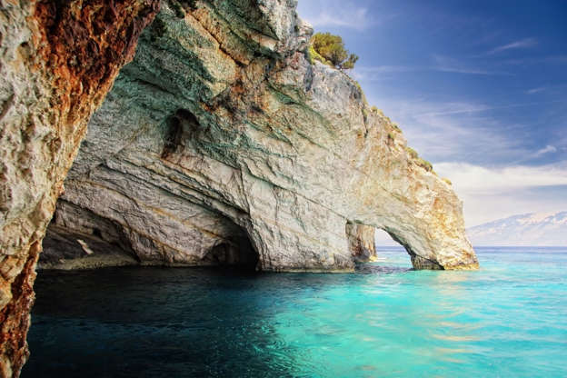 ÎÎ¹Î±ÏÎ¬Î½ÎµÎ¹Î± 32 Î±ÏÏ 42: Blue caves in Zakynthos, Greece