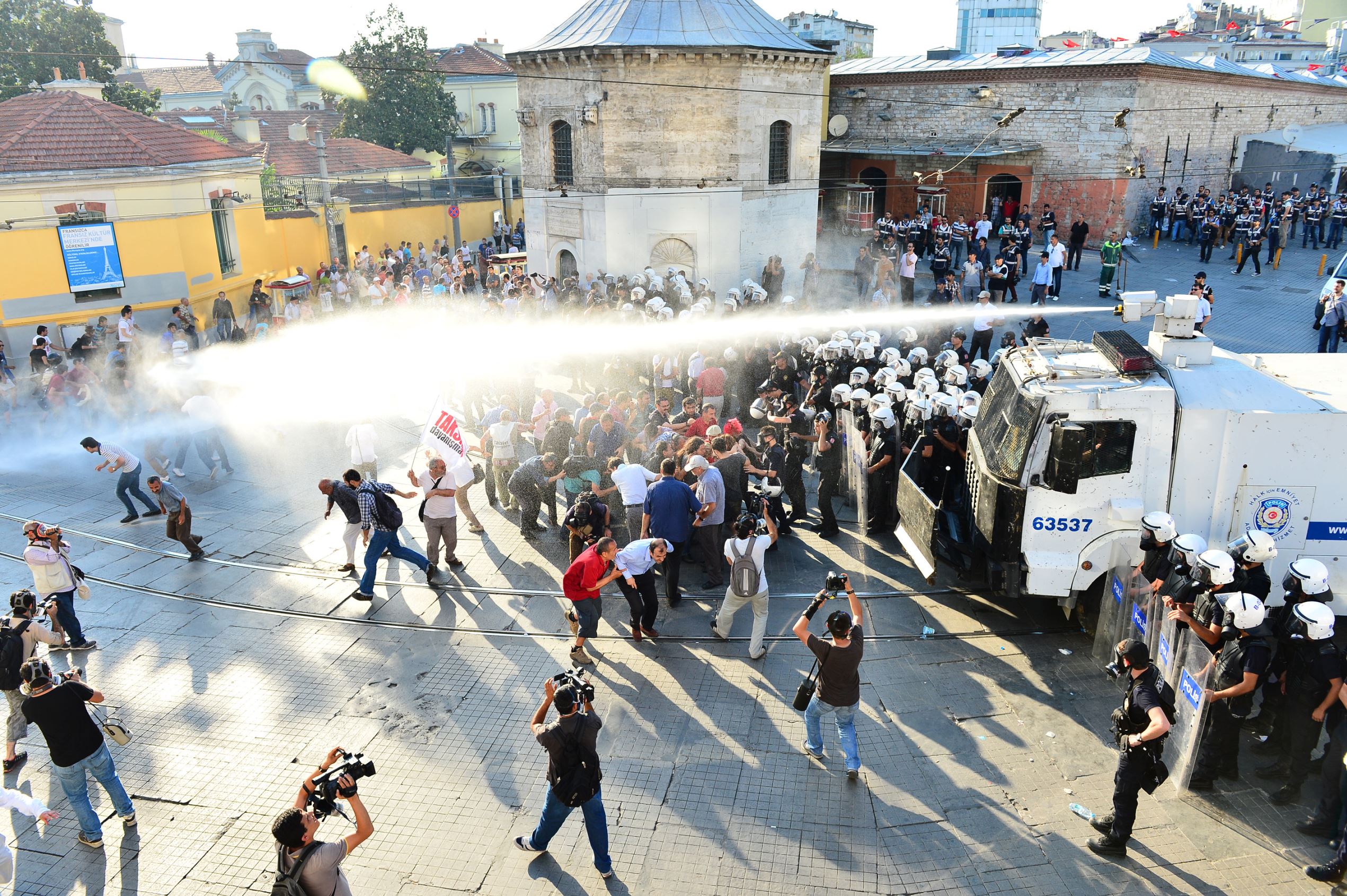 AAejoKx.img?h=582&w=1119&m=6&q=60&u=t&o=