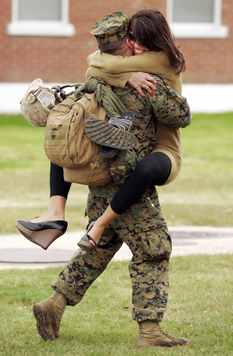 15 Photos of Military Homecomings That Will Make Your Heart Explode