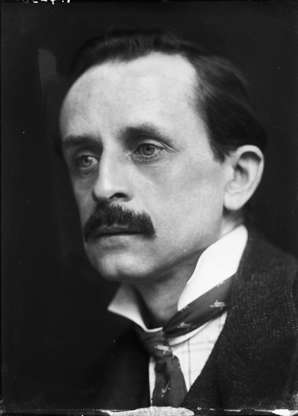 ÎÎ¹Î±ÏÎ¬Î½ÎµÎ¹Î± 19 Î±ÏÏ 20: Scottish writer and dramatist Sir J.M. Barrie (1860 - 1937), best known as the creator of Peter Pan, 1902.