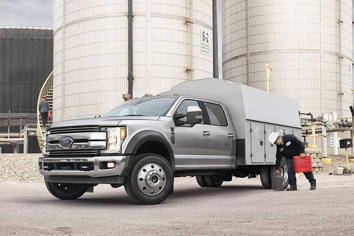 Research 2017
                  FORD F-450 pictures, prices and reviews