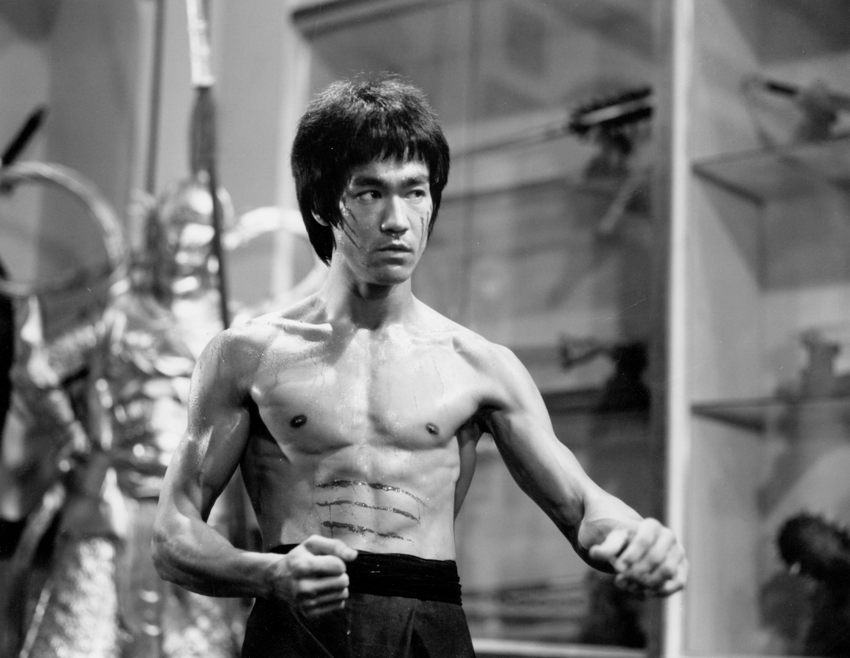 ÎÎ¹Î±ÏÎ¬Î½ÎµÎ¹Î± 38 Î±ÏÏ 45: UNSPECIFIED - CIRCA 1970:  Photo of Bruce Lee  Photo by Michael Ochs Archives/Getty Images