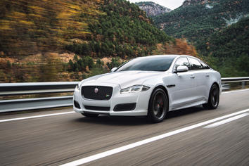 Research 2017
                  JAGUAR XJ pictures, prices and reviews