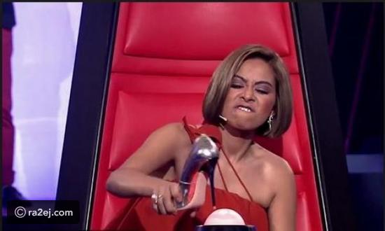 الشريحة 4 من 20: مواقف وتصرفات غير محسوبة عرضت شيرين لانتقادات لا حد لها