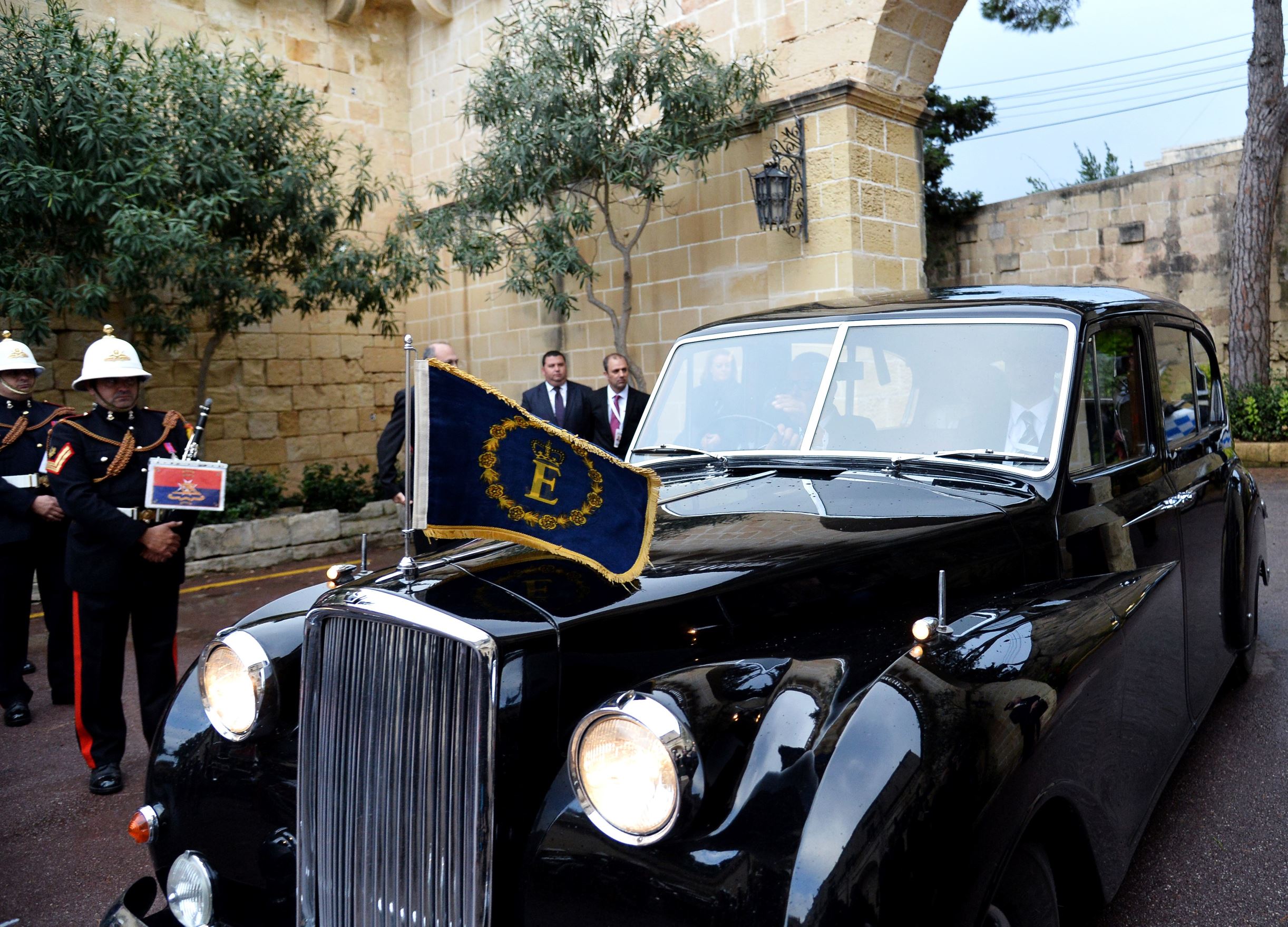 大統領や王族のクルマは 世界のvipが乗る 公用車 写真ギャラリー