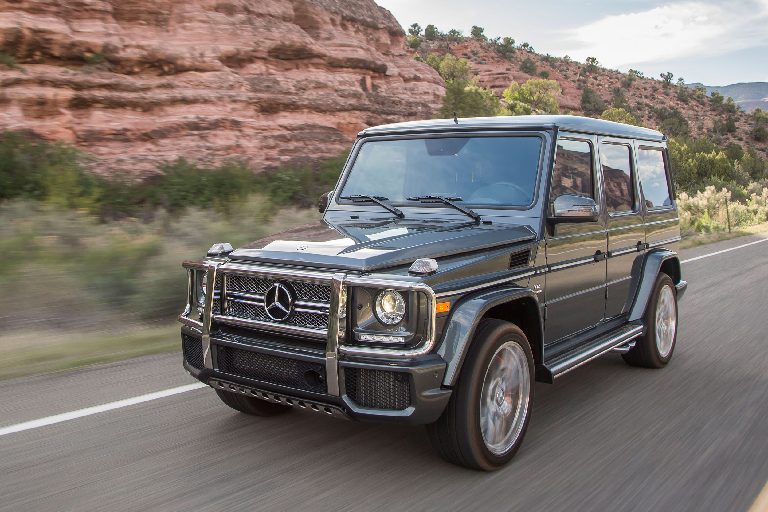 17 Mercedes Benz G Class Amg G65 Photos And Videos Msn Autos