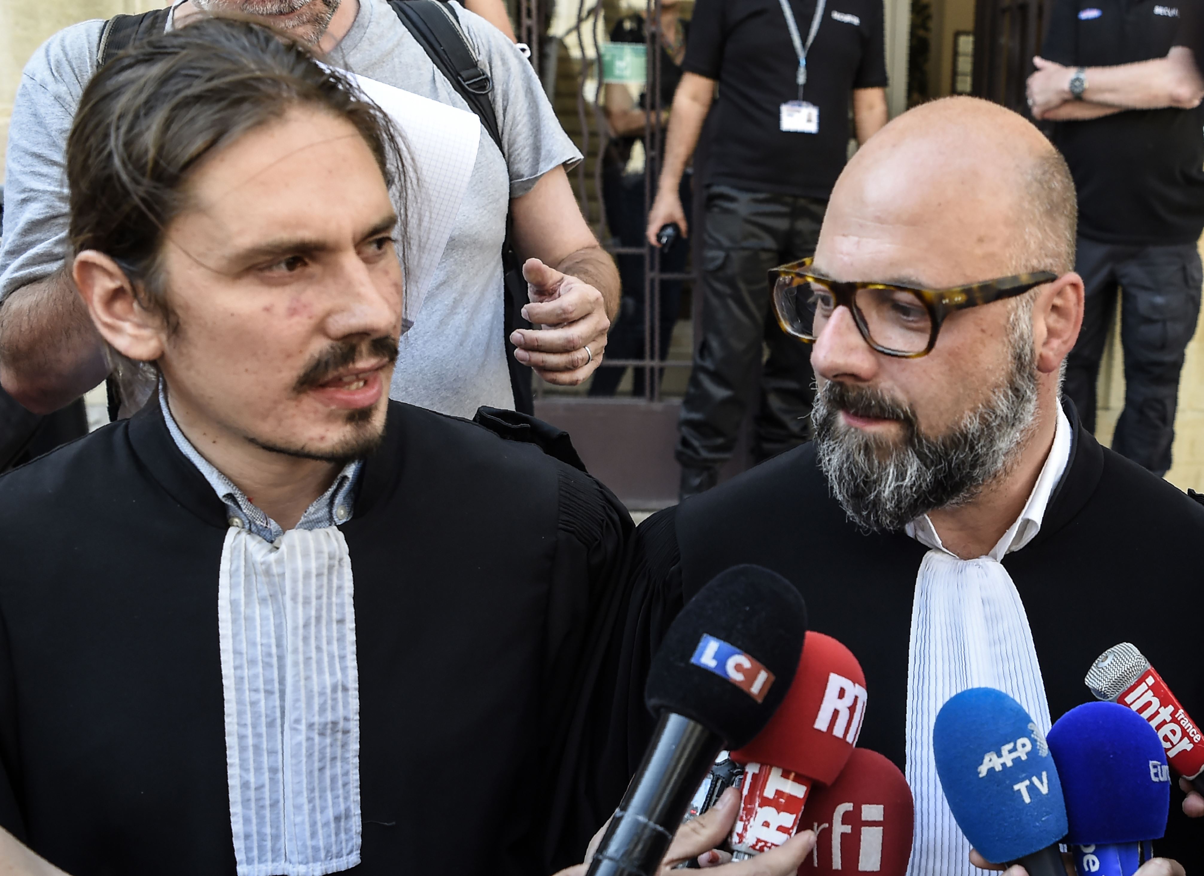 Les avocats des époux Jacob pensent avoir déterré "un alibi clair, net, vérifié"...