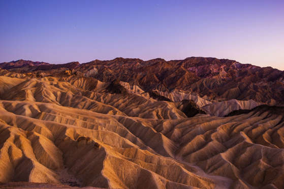 Diapositive 20 sur 28: Os mais de 225 km de deserto de Mojave, é o local mais seco dos Estados Unidos, com temperaturas registradas a mais de 56º C.
