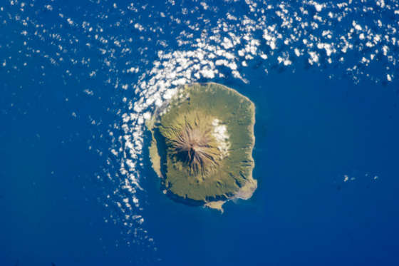 Diapositiva 15 de 24: El lugar más remoto de la Tierra: Tristan da Cunha