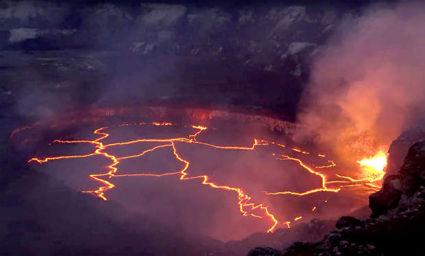 Diapositiva 9 de 24: El volcán más activo de la Tierra: Kilauea en Hawaii