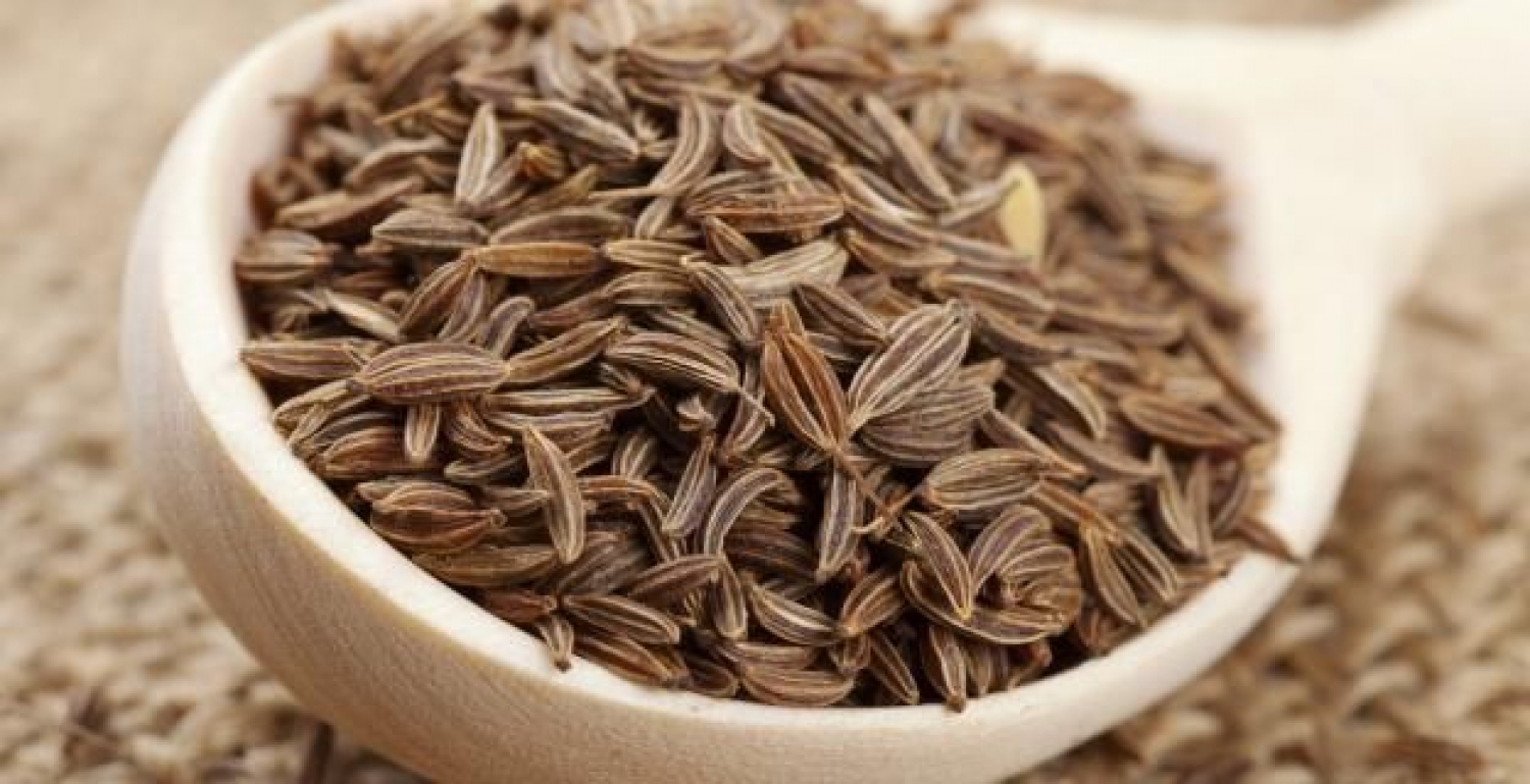 Diapositiva 20 de 50: <p>El comino es la reina de las especias cuando se trata de curar la indigestión. Tiene un efecto calmante y relajante en la barriga y los intestinos.</p>