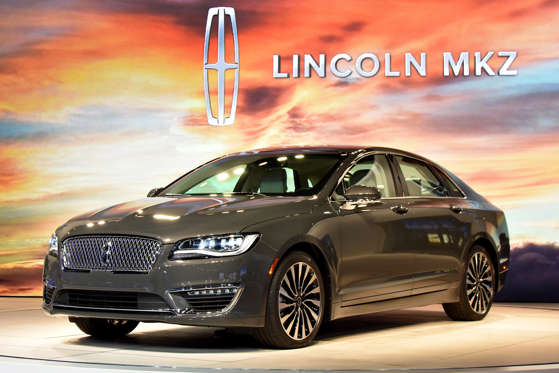 Research 2018
                  Lincoln MKZ pictures, prices and reviews