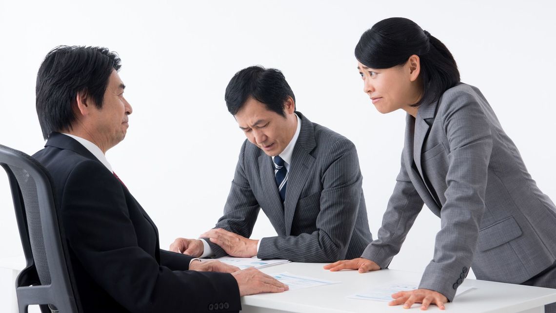 バブル世代 が会社で煙たがられる根本理由 氷河期世代 との相性は とくに最悪だ