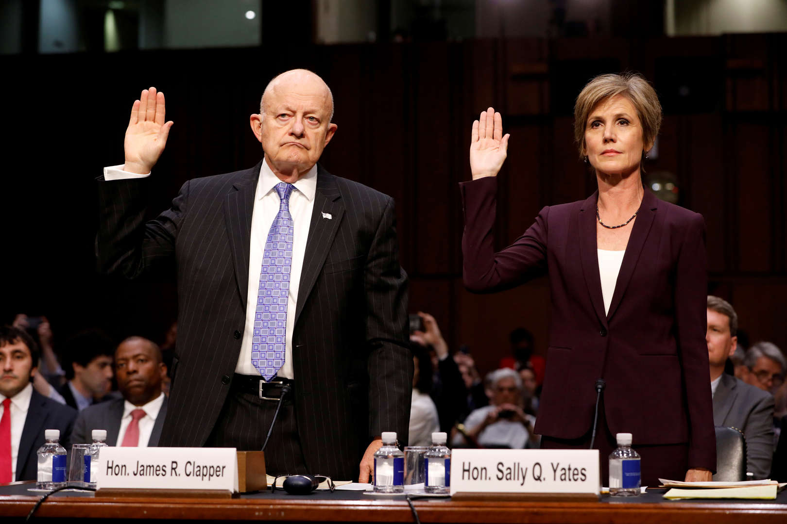 Διαφάνεια 2 από 36: Former Acting Attorney General Sally Yates and former Director of National Intelligence James Clapper are sworn in before the Senate Judiciary Committee on Capitol Hill, Washington, D.C., U.S. May 8, 2017.