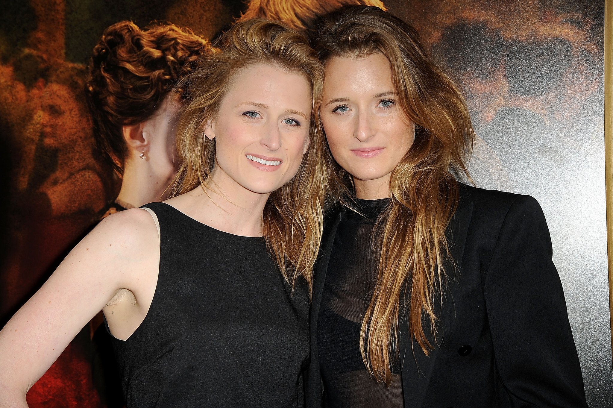 16 Celebrity Siblings Who Could Totally Pass For Identical Twins