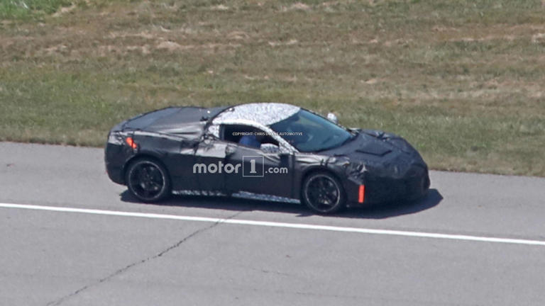 Mid-Engined Chevy Corvette Spied Waiting At A Red Light