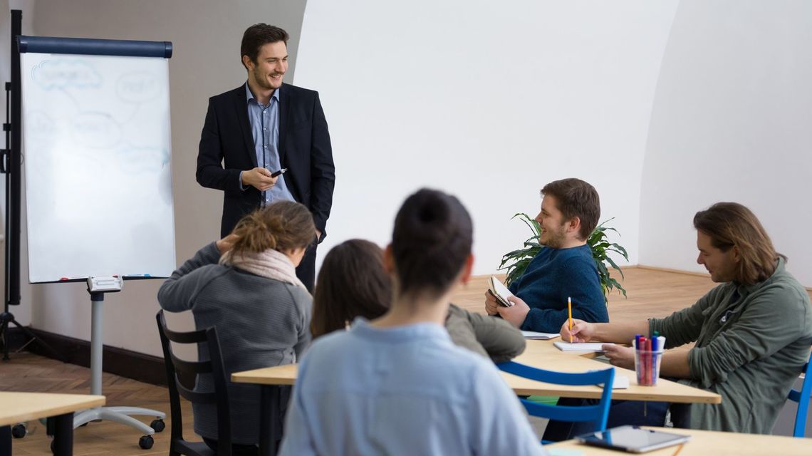 日本とフランス 会議の目的は大違いだった フランスの会議が カオス状態 な深い理由