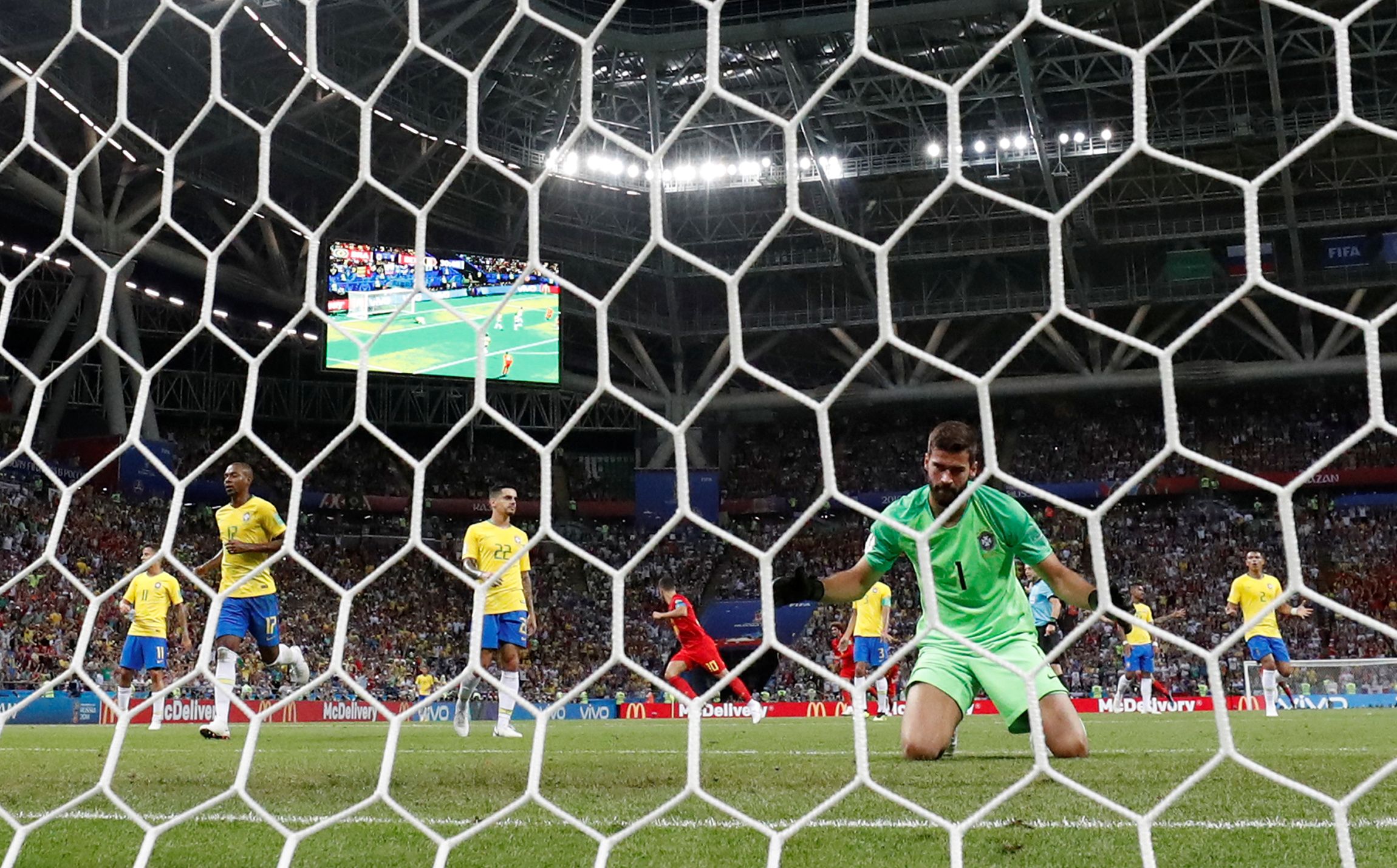 Slide 1 de 35: Alisson, apÃ³s o segundo gol belga