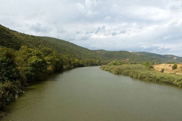 ÎÎ¹Î±ÏÎ¬Î½ÎµÎ¹Î± 21 Î±ÏÏ 35: River Strymonas at North Greece