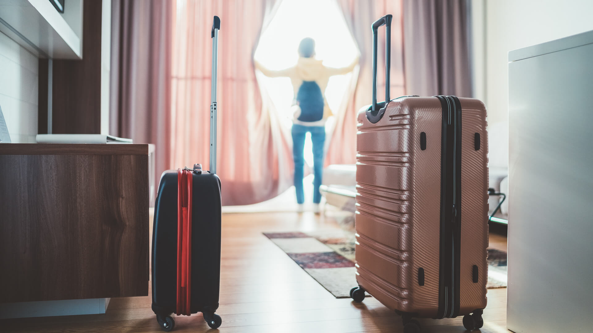 <p>Not only are the costs of rooms rising, but so, too, are the number of rooms that traveling parties are renting, although not as dramatically. In Arizona in 2018, the number of parties renting just one room dropped by more than 3% compared to 2015. During the same time period, the number of people renting two, three, four and five rooms per night increased.</p>