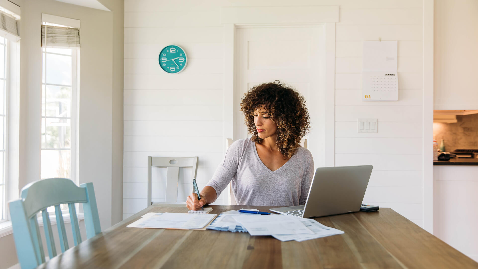 <p>According to the National Society of Accountants, the average tax preparation cost to file a tax return without itemizing is $188, and that amount jumps to $294 if you itemize deductions. Here are 16 solutions for how to save money when filing taxes:</p>