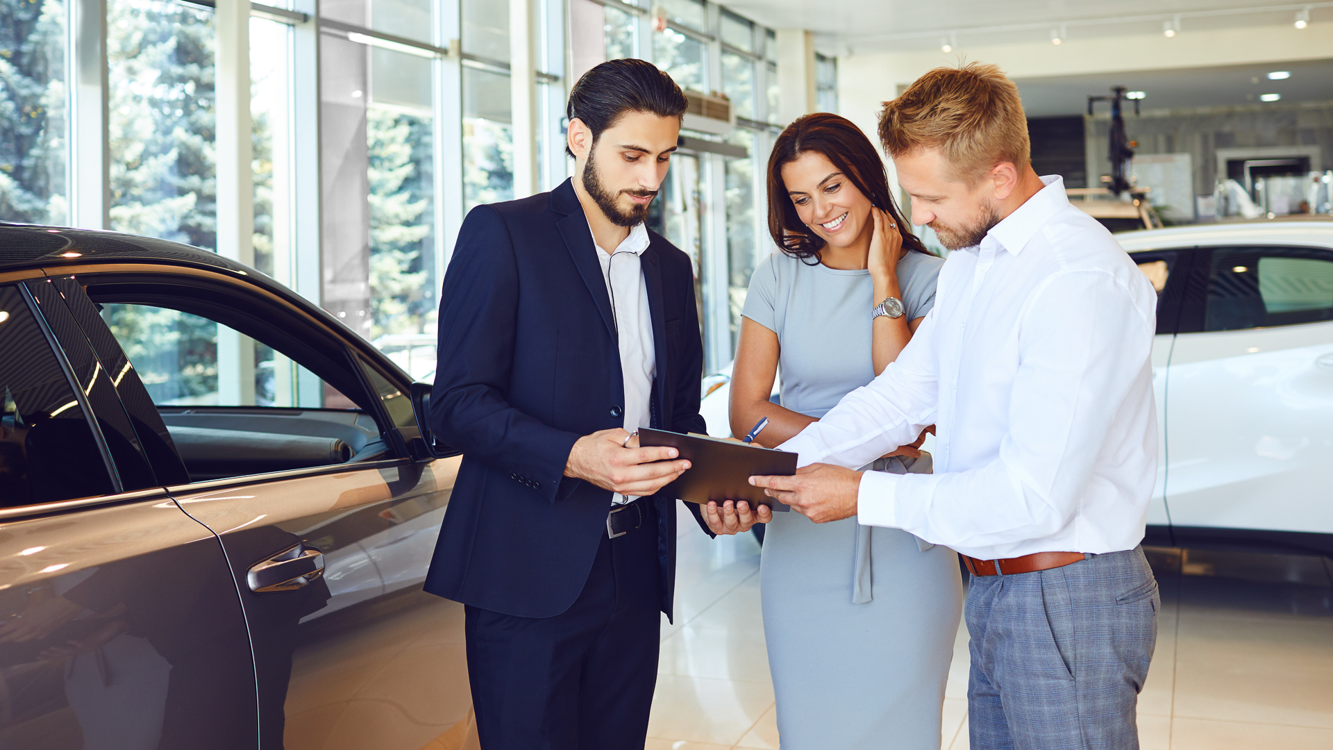 28 Tips for Negotiating With Car Dealers
