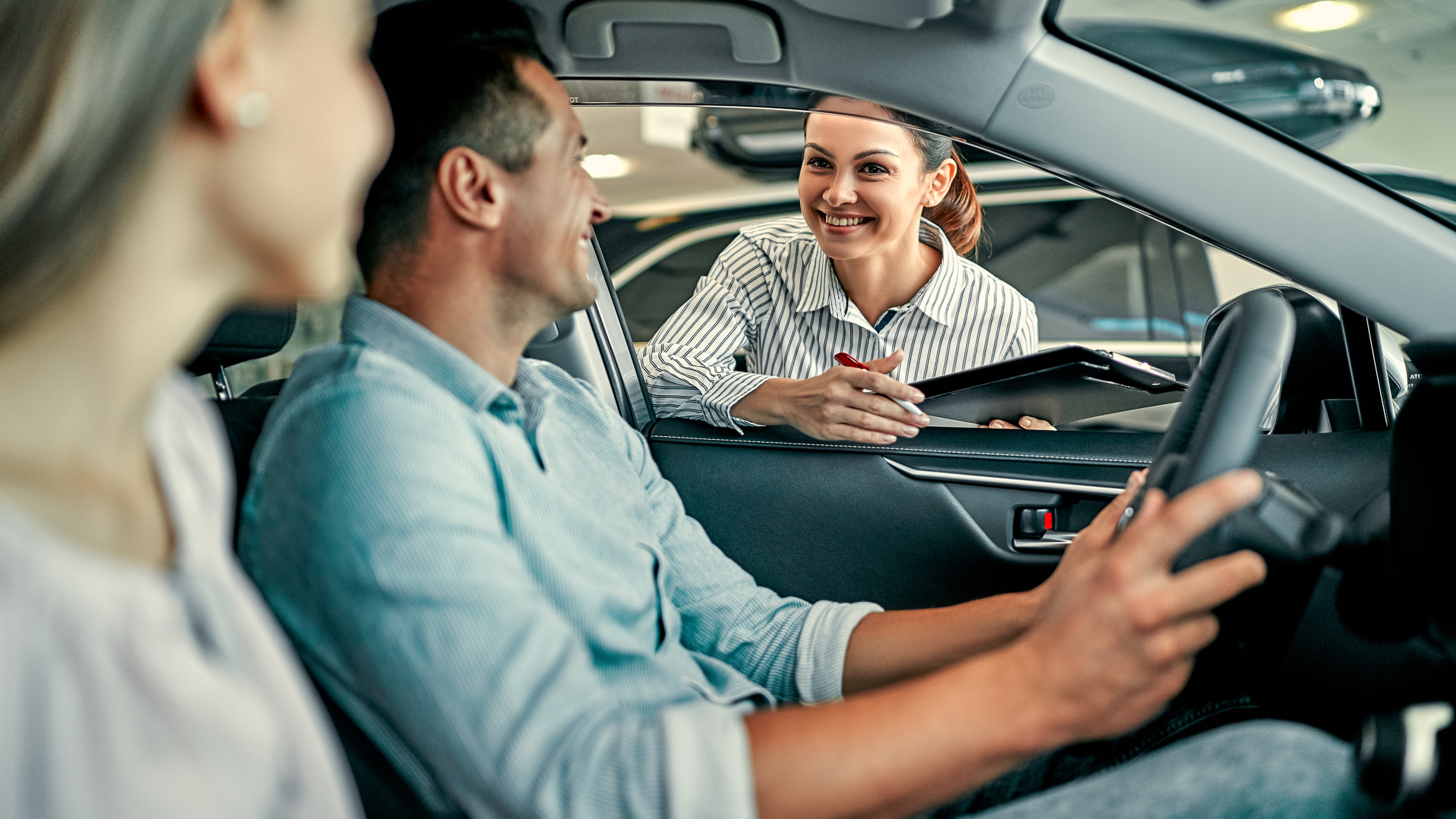 28 Tips for Negotiating With Car Dealers