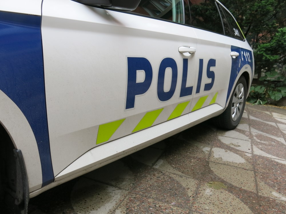 poliisi takavarikoi kortittoman rattijuopon auton
