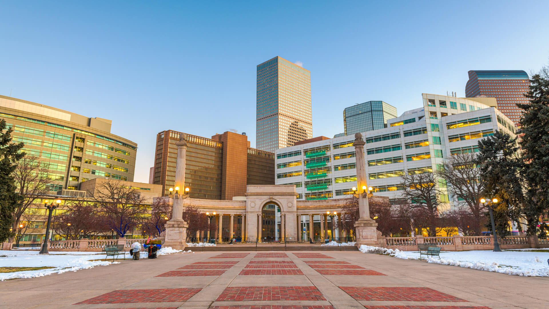 8 metros in western states where home prices are dropping — and what that means for buyers