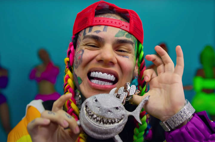 Tekashi 6ix9ine S Jeweler Couldn T Wait To Deliver That Insane