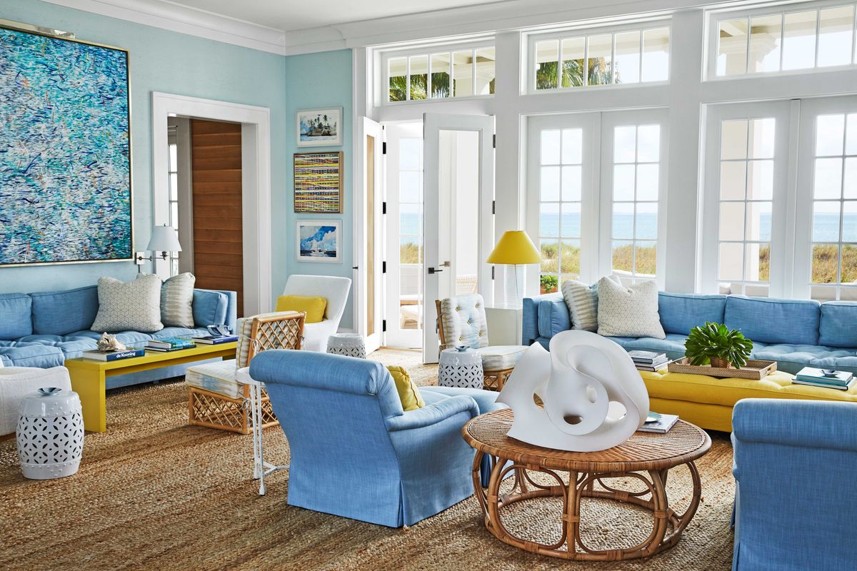 59 Eye-Catching Living Room Color Combinations That Are Anything but Dull