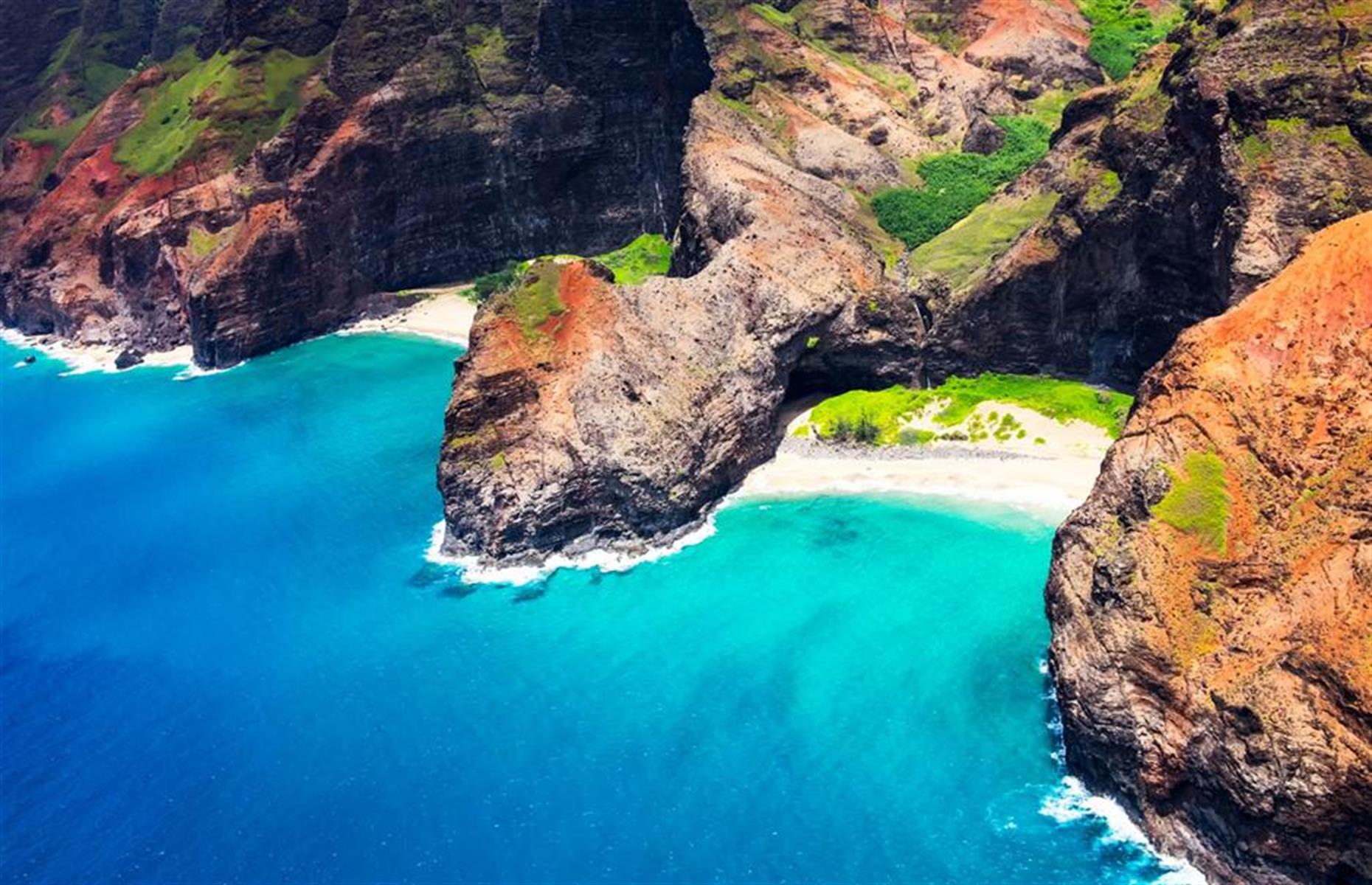 30 Breathtaking Beaches Captured From Bird's Eye Views