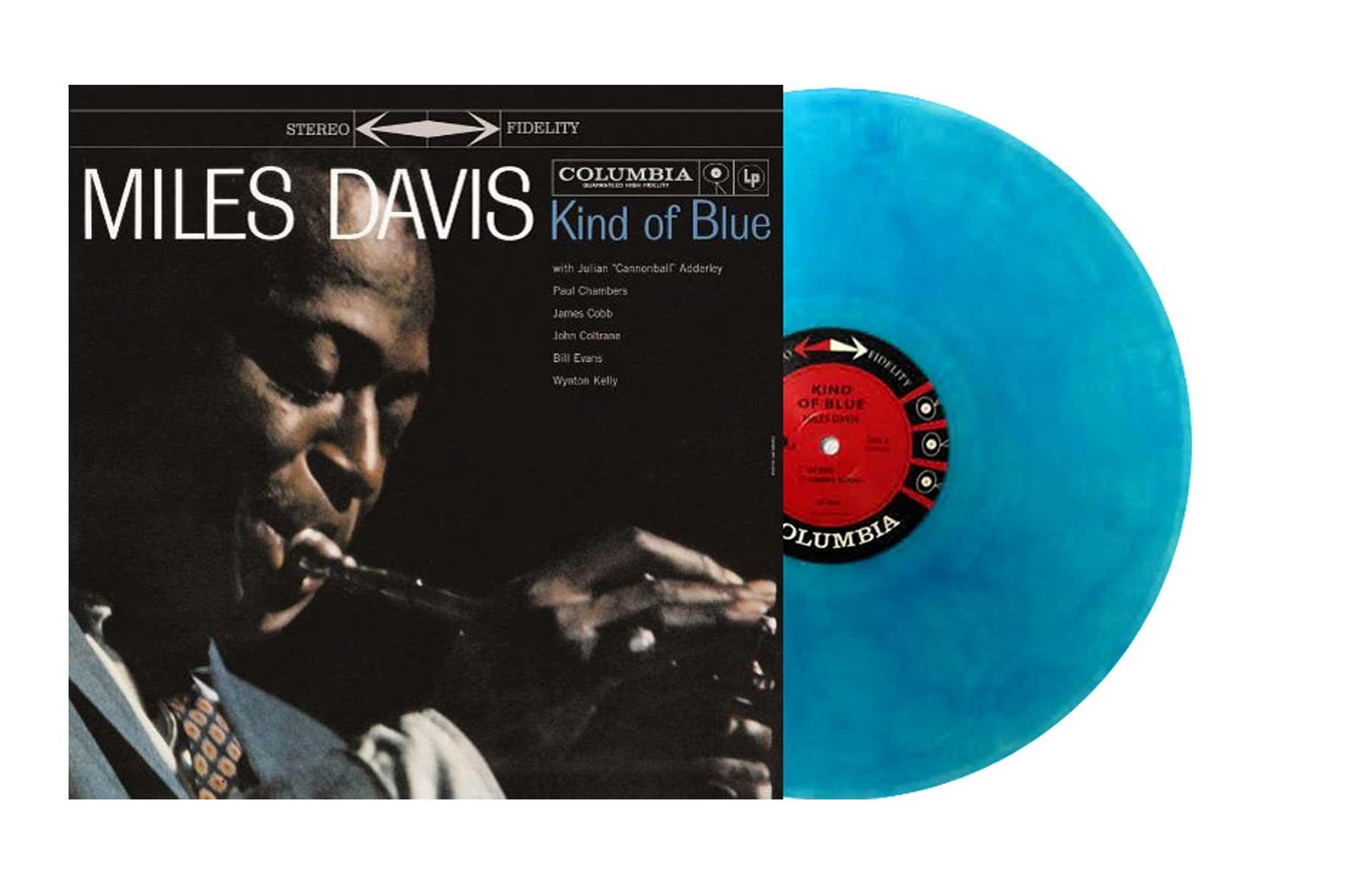 Blue miles. Kind of Blue Майлз Дэвис. Miles Davis - kind of Blue (1959). Miles Davis - kind of Blue (Full album) 1959. Kind of Blue Майлз Дэвис джазовые альбомы.