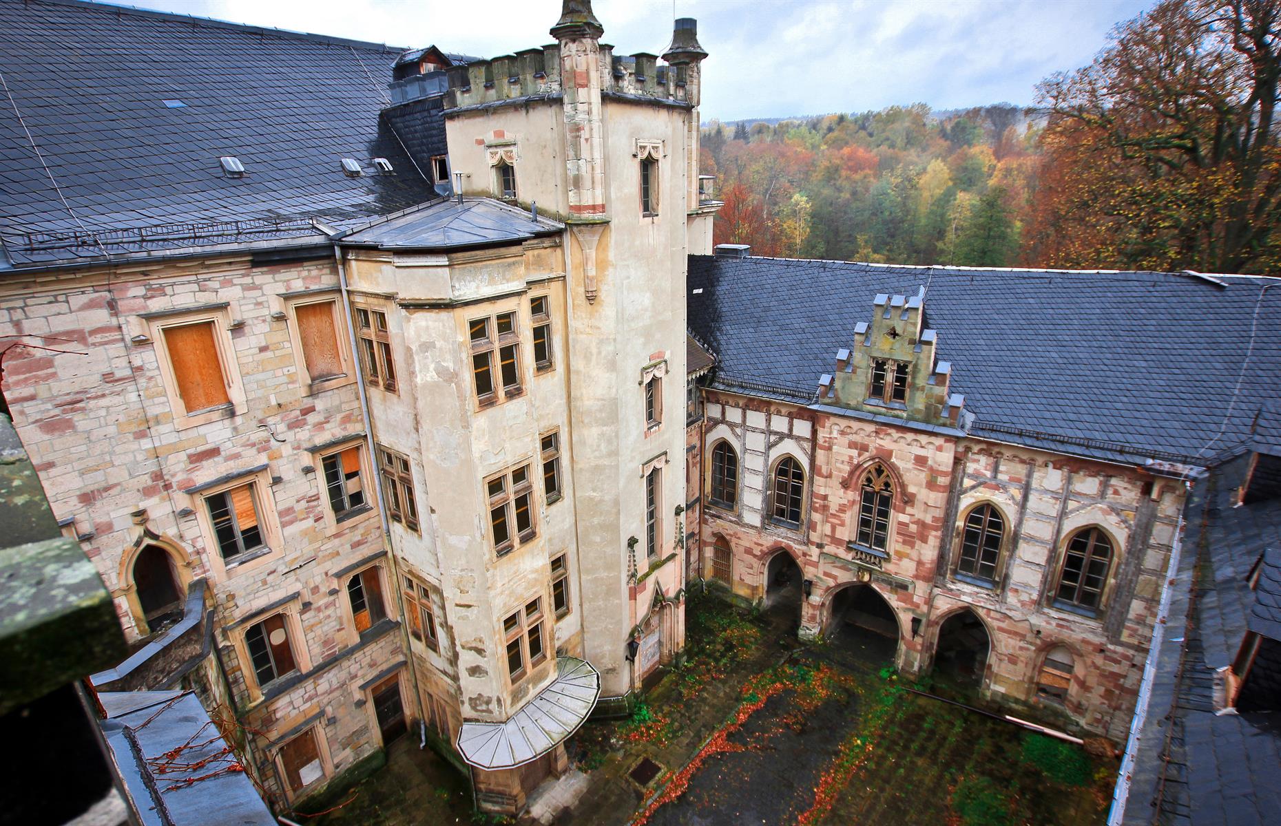 <p>The house stayed in Prince Albert's family up until the end of the Second World War, after which it fell under the control of the East German state and was used as variously a military hospital and as a government venue and showpiece hotel. After reunification, the castle was recognized as a historic monument in 1992 by the State of Thuringia. It was bought and sold by various travel companies in the intervening years and has since been left to wrack and ruin.</p>