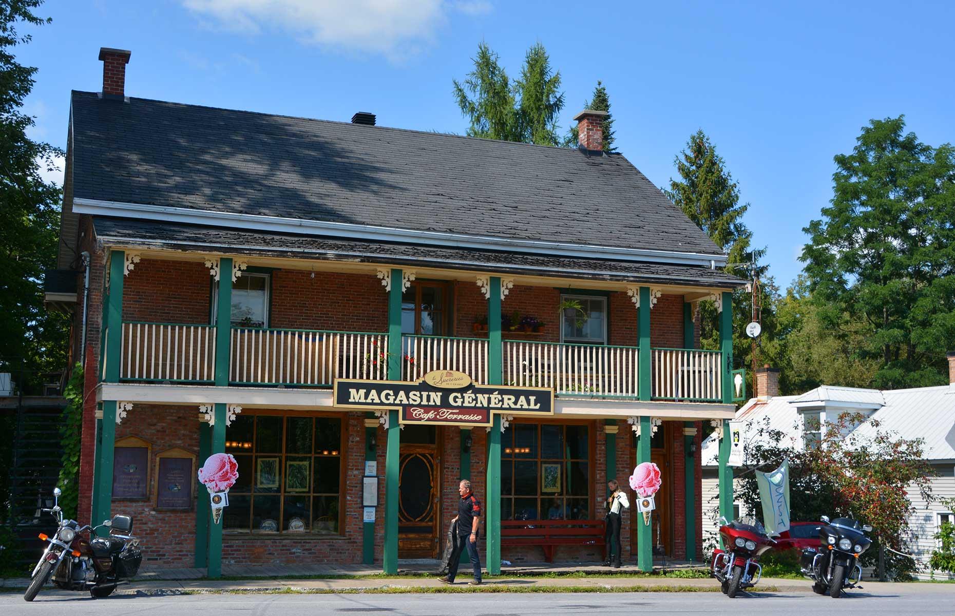 Charming Canadian Towns Everyone Should Visit