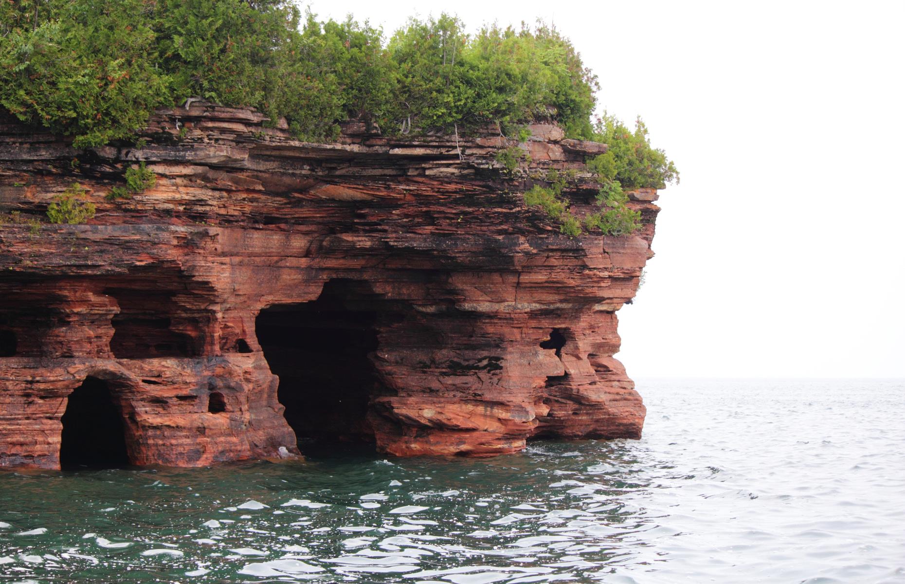 <p><a href="http://www.apostleislandsareacampground.com/">This easy-going camp</a> touts itself as the "Gateway to the Apostle Islands National Lakeshore". The lakeshore, fringing Lake Superior, is all islands, coves and tree-covered clifftops, and cruises exploring the area (<a href="https://www.apostleisland.com/area-highlights-faqs/#faqs">currently operating at reduced capacity</a>) typically leave from nearby Bayfield. Onsite, there are wooded or open lots – some of which have breathtaking island views – and full hook-ups available. </p>