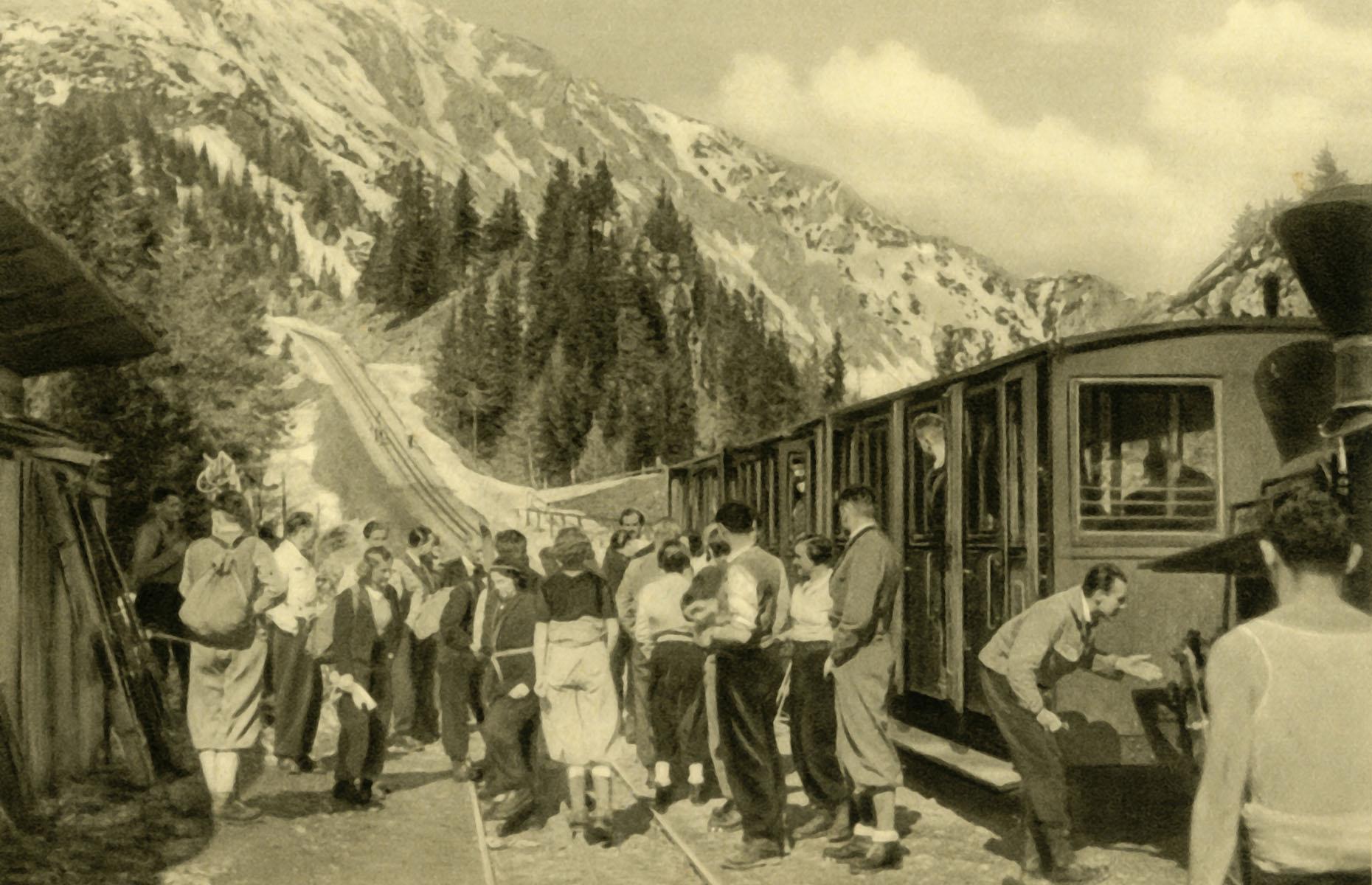 When tourism skyrocketed in the second half of the 19th century and areas around Vienna became popular with travelers from all across Europe, the mountainous Schneeberg region emerged as a favorite summer resort for the wealthy. Here are a group of hikers disembark the Schneeberg Railway at Baumgartnerhaus Station in 1935.