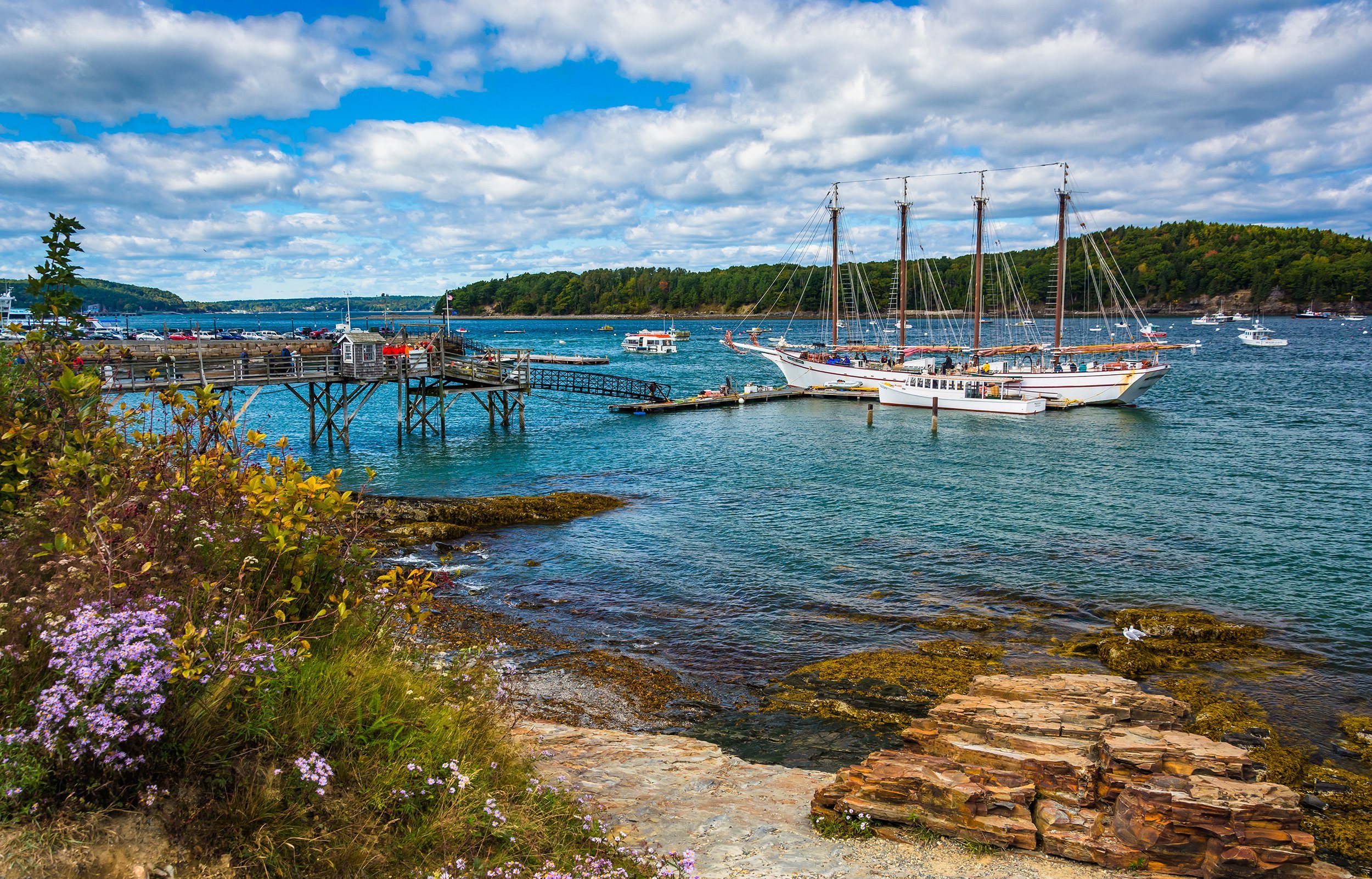 <p>Leave sunbathing to the Southeast. Bar Harbor, which embodies New England's rugged eastern coastline, is made for family vacations with a bit of action and adventure. Rocky, rustic, and natural, the beach is nestled between the North Atlantic and the mountains, lakes, and rugged coastline of Maine's Acadia National Park.</p><p><b>Related:</b> <a href="https://blog.cheapism.com/best-seafood-shacks/">Amazing Seafood Shacks to Visit in Maine and Across America</a></p>