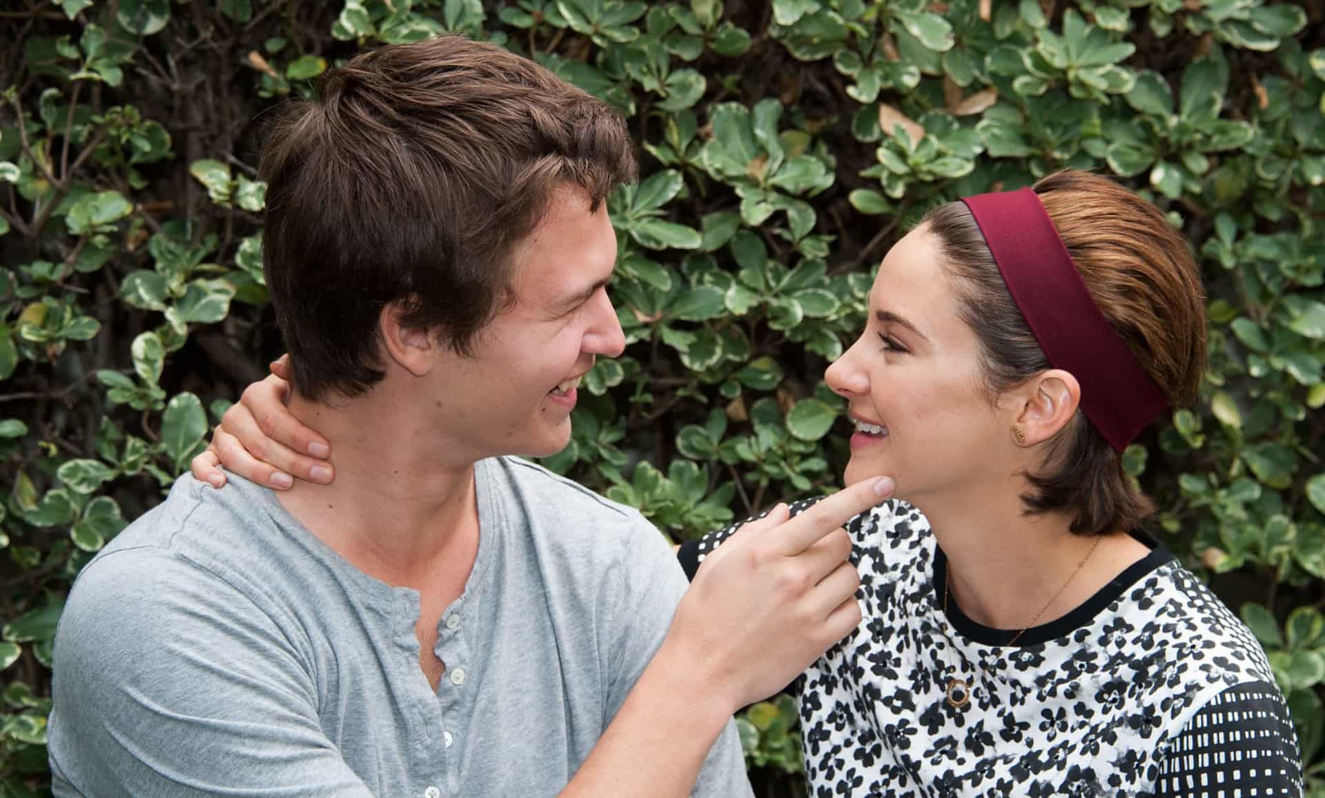 Diapositiva 20 de 40: Nadie consiguió acabar esta película sin derramar una sola lágrima. El amor entre dos adolescentes nace en plena batalla contra el cáncer.