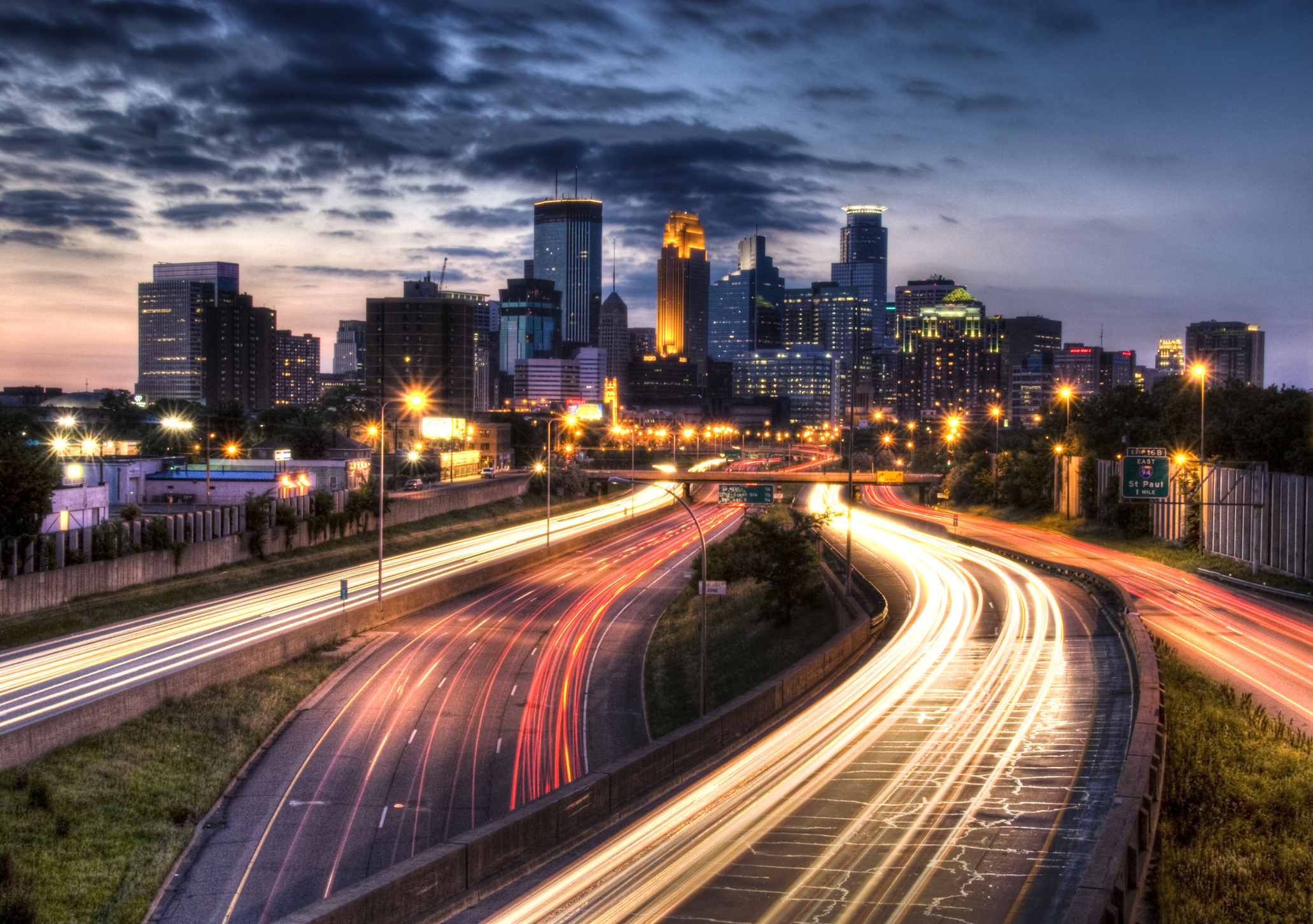 Thousands of job openings available - BB173ruK.img