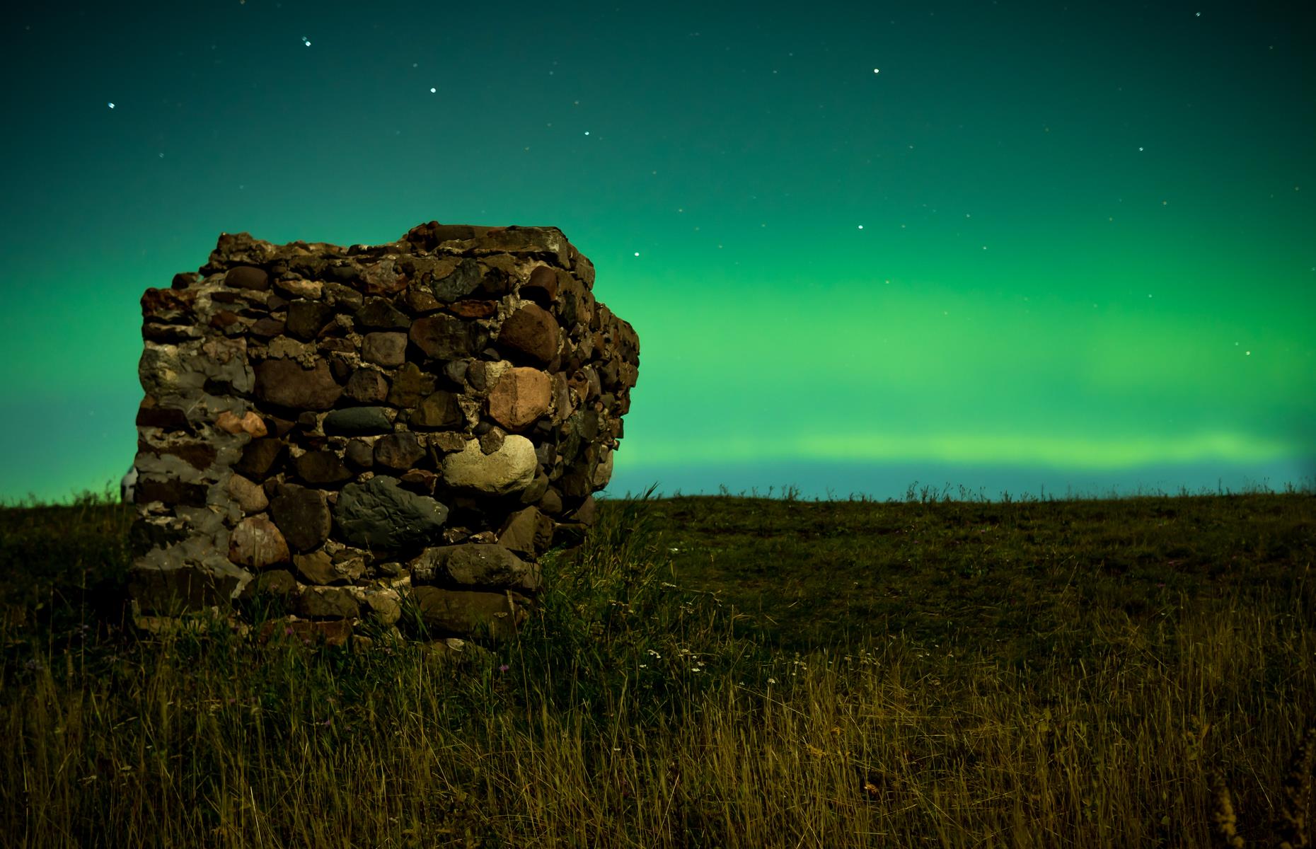 <p>The elusive aurora borealis are visible in the northern reaches of the country – and so to rural, northernmost America, and the dark skies of Michigan’s Upper Peninsula. The 8,883-mile (14,295km) Brockway Mountain Drive winds along the 1,320-foot (402m) Brockway peak, which offers stellar panoramic views of Lake Superior and Canada beyond. The 3rd Street Memorial is a great place to watch the night sky come alive too. </p>