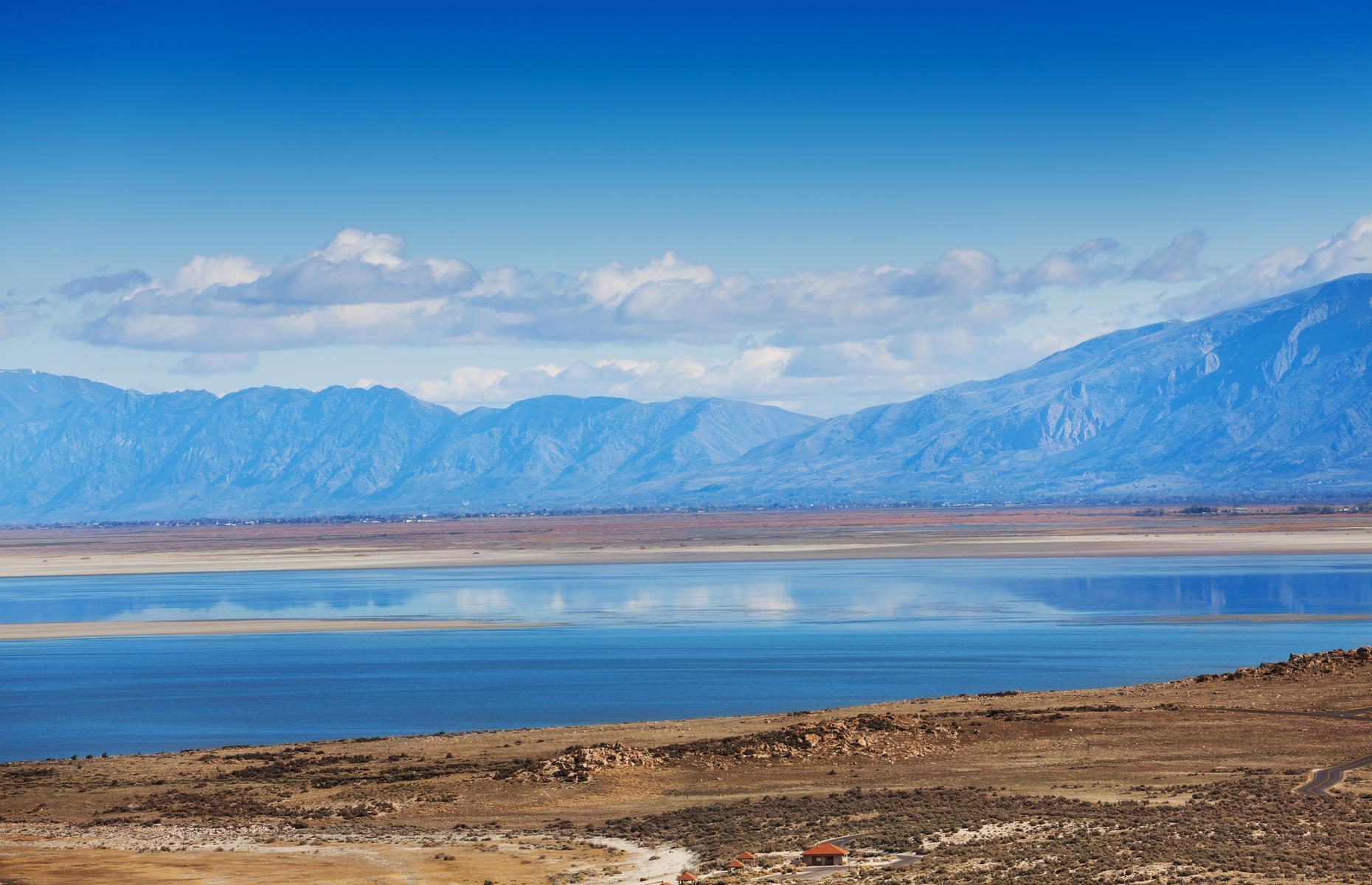 <p>Wonderful views of the Great Salt Lake (pictured) reveal themselves along the road out west from Salt Lake City. The path from Utah’s state capital to the little touristed city of Wendover involves around 120 miles (193km) on I-80 and about one hour 45 minutes on the road. Most scenic of all is an early stretch of the route that hugs the salt lake – there are designated viewing areas along the roadway here. </p>