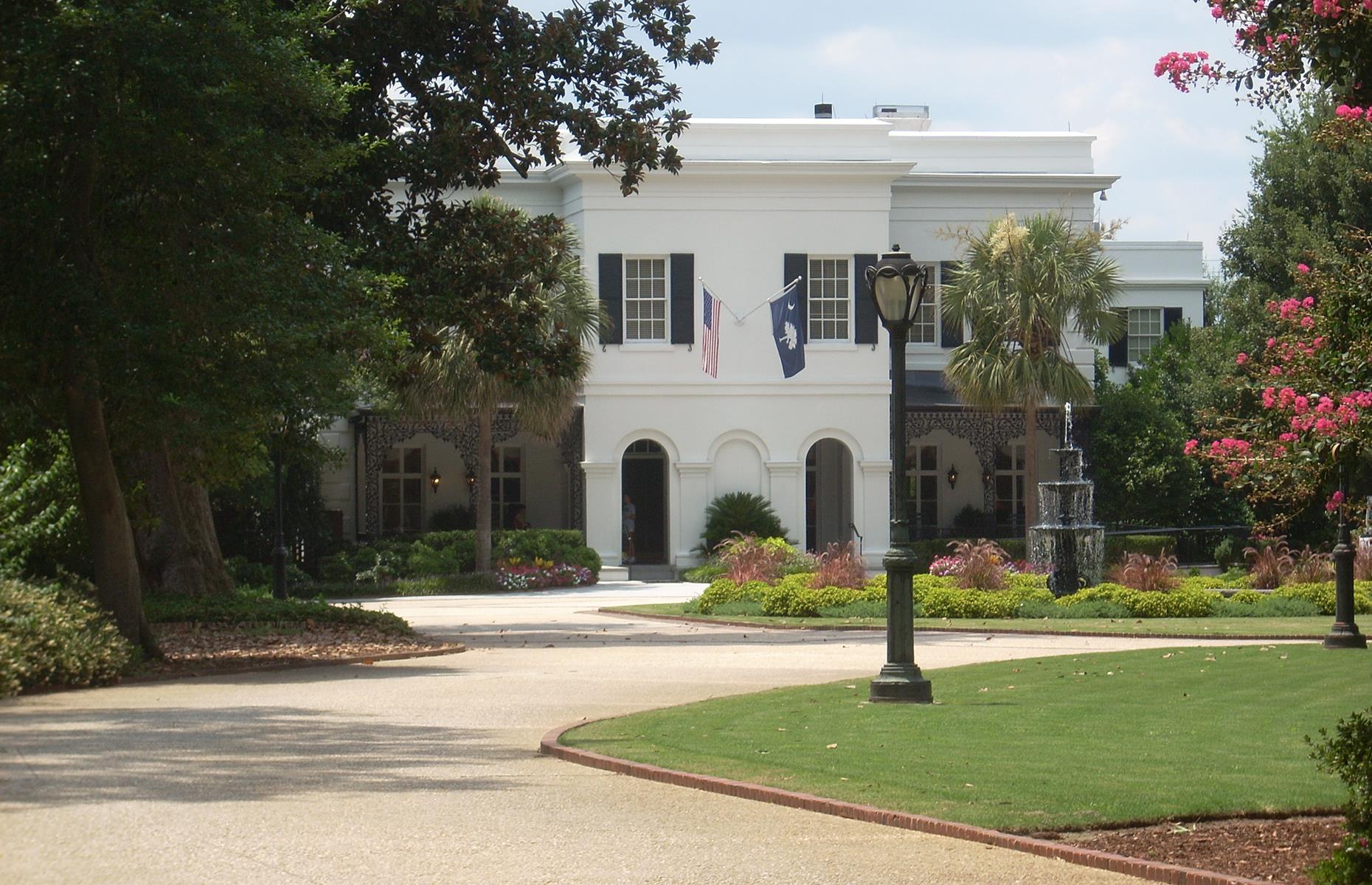 <p>The South Carolina Governor's Mansion dates from the 1850s and this exquisite Federal-style property, the residence of the Palmetto State's First Family since 1869, is packed with treasures including paintings and silverware. <a href="http://www.scgovernorsmansion.org/mansion/virtualtour.cfm">Step inside and virtually walk through</a> the house at your own pace, making sure to pay great attention to the historic detail throughout. </p>