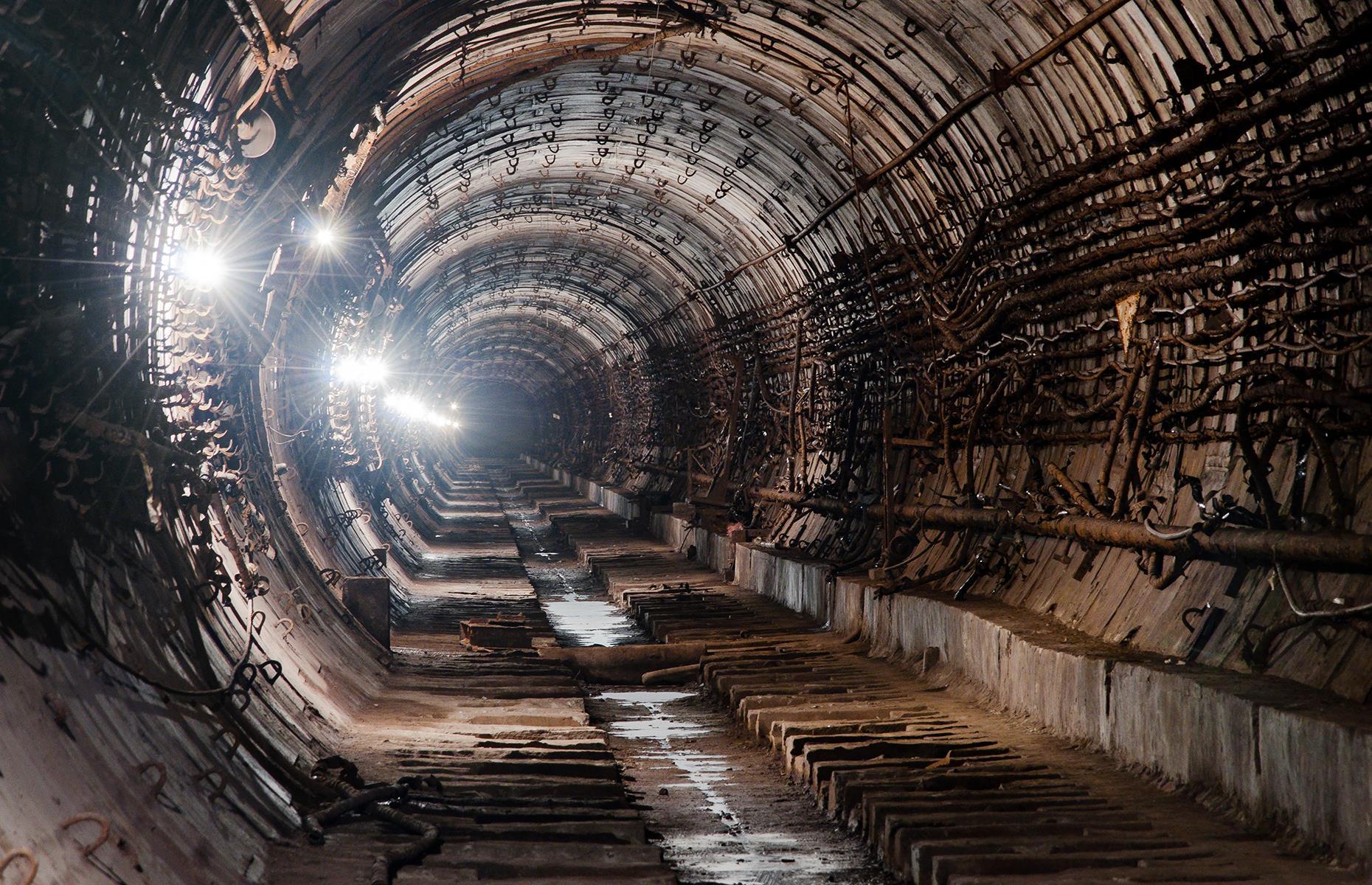 22 Fascinating Abandoned Subway Stations Around The World