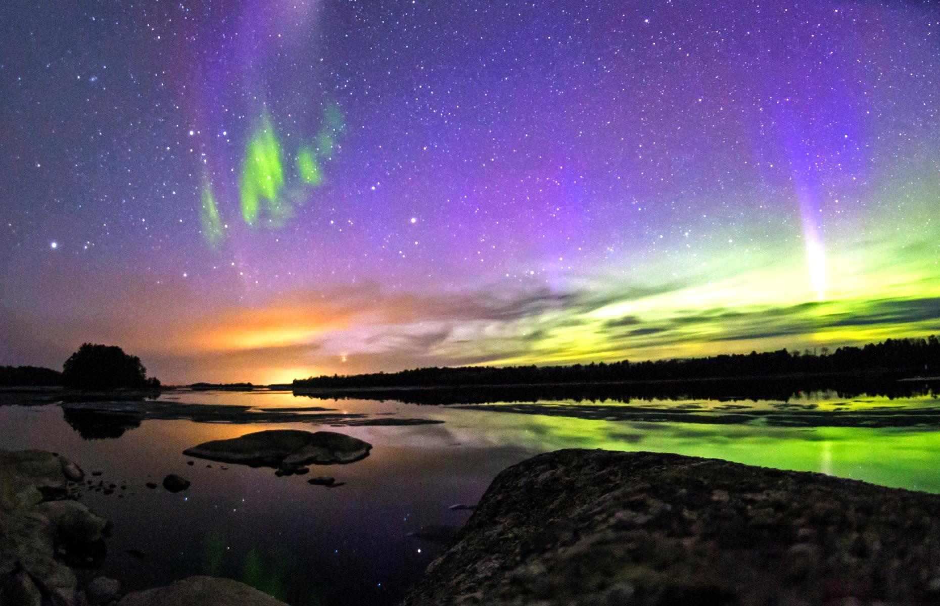 <p>The aurora borealis are elusive wherever you go but, save from Alaska, the USA might not be the first place you think of catching them. Enter Voyageurs, one of the States' most underrated national parks, and prime Northern Lights spotting territory. If you're lucky enough to catch a display here, you'll feel as if you're beyond the Arctic Circle, but in fact you'll be in the northern reaches of Minnesota. By day, take advantage of the many hiking trails lacing the forested park. Check the latest opening times and camping information <a href="https://www.nps.gov/voya/index.htm">here</a>. </p>