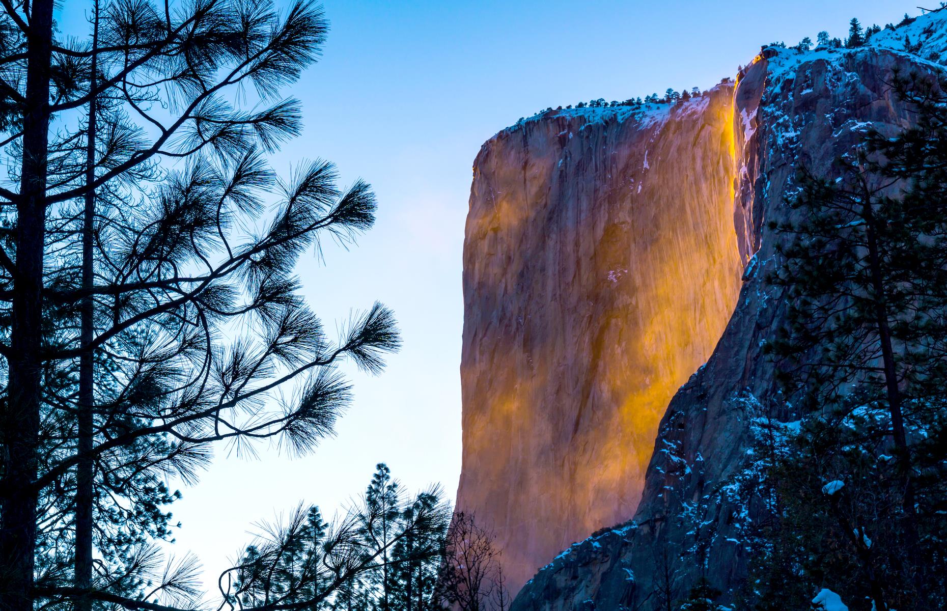 For much of the year, Horsetail Fall, which cascades over the eastern side of El Capitan in Yosemite National Park, looks like any other waterfall. But, come February, something magical happens. On clear nights, when the sun is setting and the light strikes right, the waterfall takes on a burning orange glow and spills over the mountain face like lava. Various hiking trails wind towards the falls, each one at least a mile (1.6km) in length.